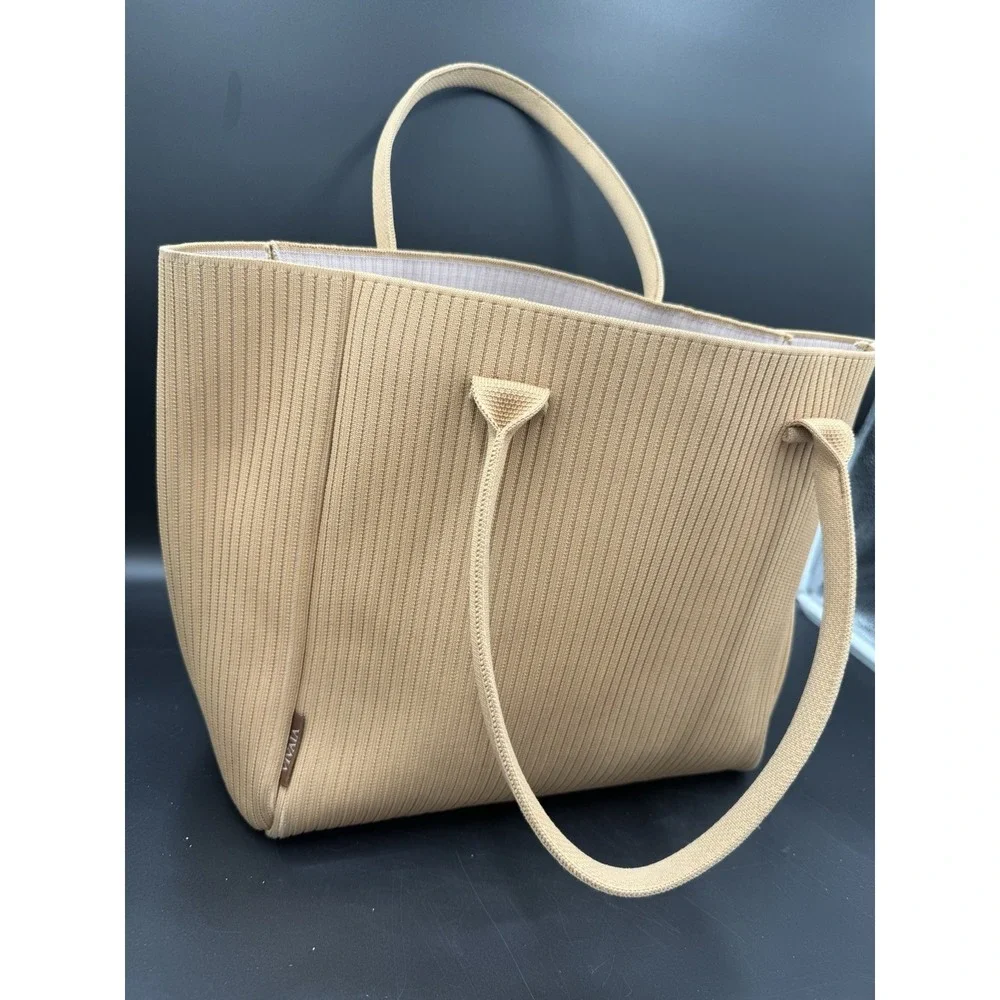 VIVAIA Maia The Essential Tote Bag Rib Knit W/ Pouch Khaki Brown Recycled 10L